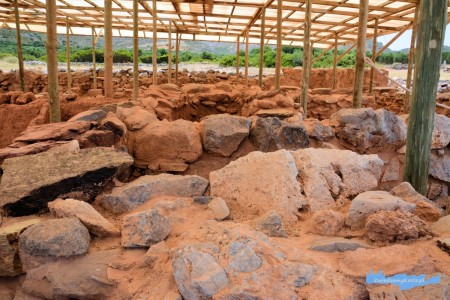 Wykopaliska w Roussolakkos Kreta